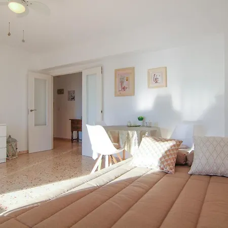 Con Vistas En El Centro De - La Linea Apartmán